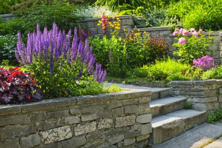 3 Great Reasons To Use Retaining Walls In Your Landscape Design