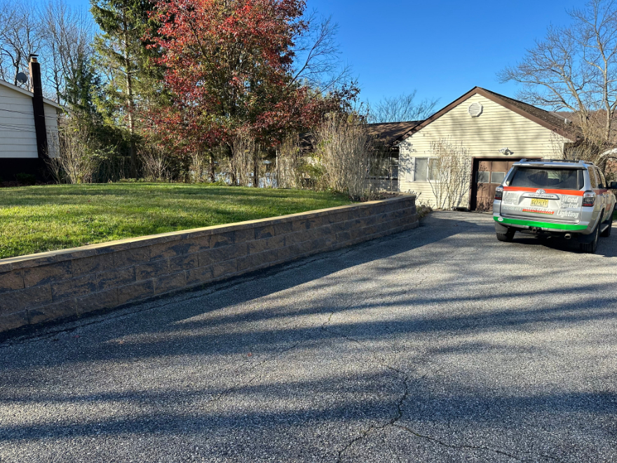 Retaining wall highland lakes